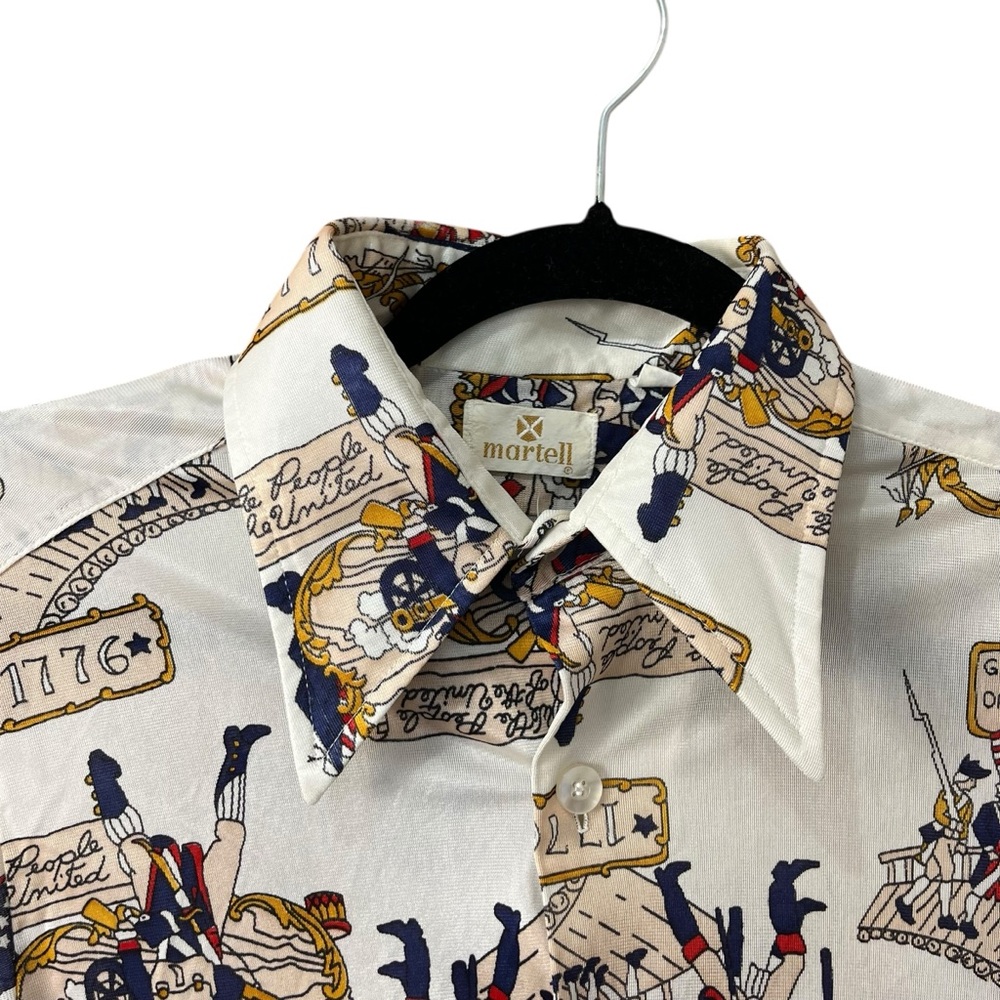 Vintage Martell 1776 Independence Day American Revolution Print Point Neck Sz M - Picture 11 of 15